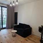 Warsaw-aparts Sokratesa Apartamento